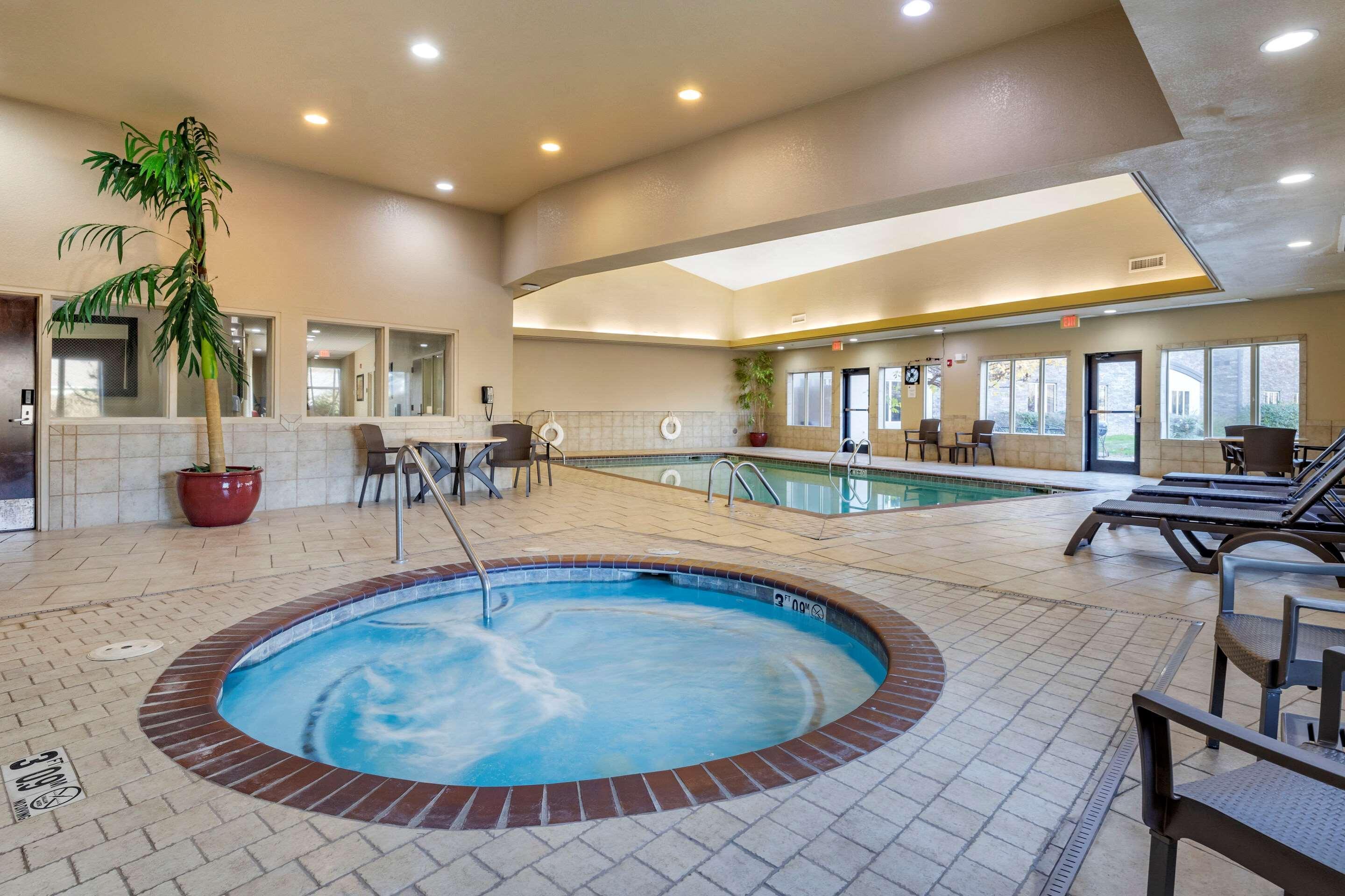 Comfort Inn Bentonville - Crystal Bridges Exteriér fotografie